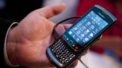 Photo of End of the line finally coming for BlackBerry devices