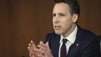 Photo of Hawley Wants to Restrict Funding of Political Speech