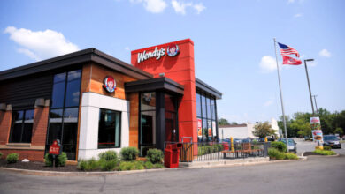 Photo of Wendy’s will experiment with dynamic surge pricing for food in 2025